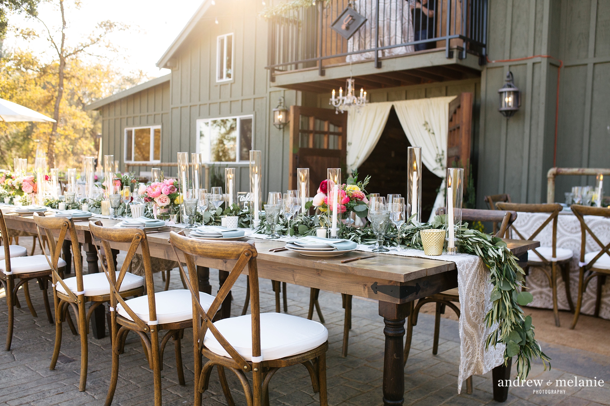 elegant barn wedding photos