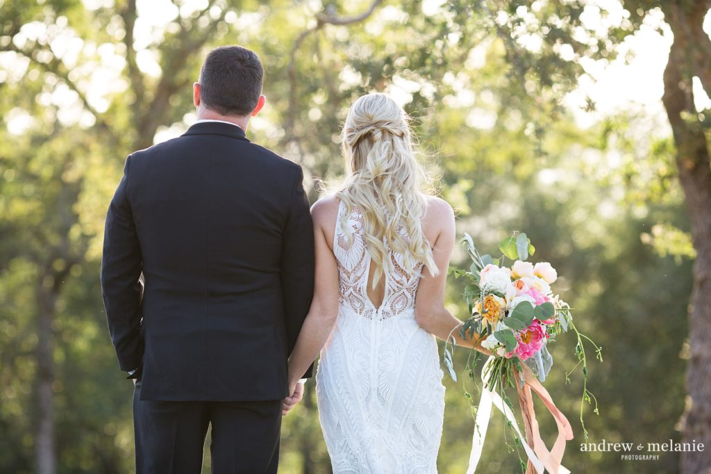 Outdoor wedding photos California